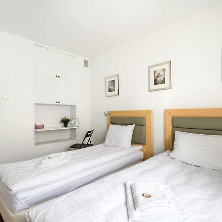 404 Rooms Zamiany Ursynow Warszawa Exteriör bild