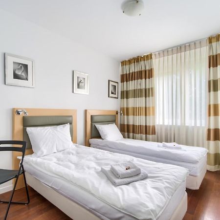 404 Rooms Zamiany Ursynow Warszawa Exteriör bild