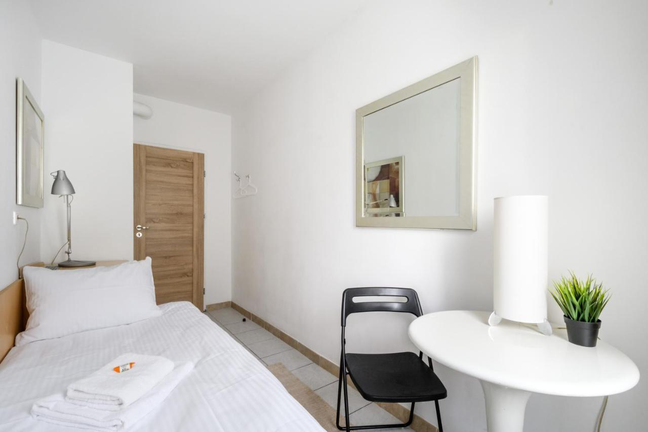 404 Rooms Zamiany Ursynow Warszawa Exteriör bild
