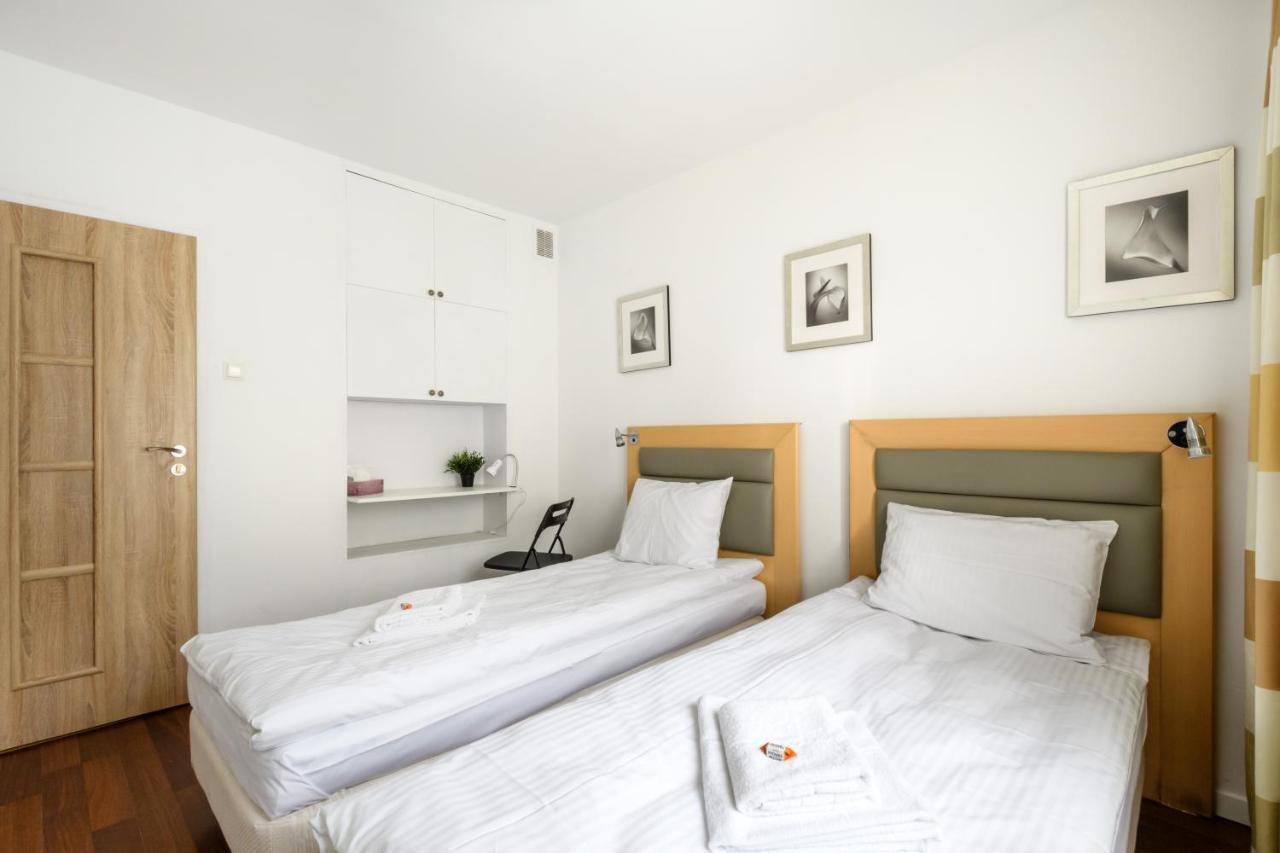 404 Rooms Zamiany Ursynow Warszawa Exteriör bild